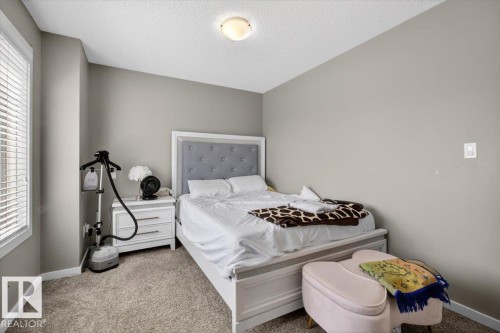 23 2215 24 Street, Edmonton, AB - Indoor Photo Showing Bedroom