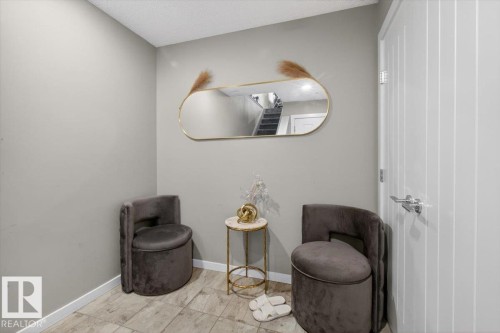 23 2215 24 Street, Edmonton, AB - Indoor Photo Showing Other Room