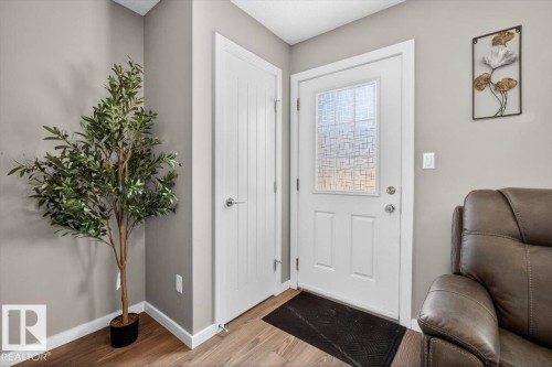 23 2215 24 Street, Edmonton, AB - Indoor Photo Showing Other Room