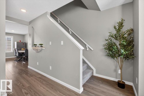 23 2215 24 Street, Edmonton, AB - Indoor Photo Showing Other Room