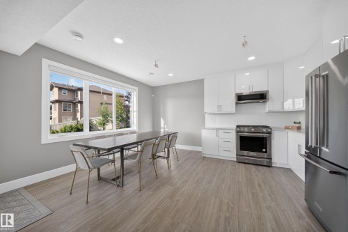 7640 179 Avenue Nw, Edmonton, AB - Indoor