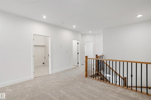 415 Munn Court, Leduc, AB - Indoor Photo Showing Other Room