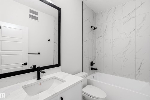 415 Munn Court, Leduc, AB - Indoor Photo Showing Bathroom