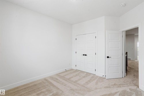415 Munn Court, Leduc, AB - Indoor Photo Showing Other Room