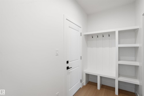 415 Munn Court, Leduc, AB - Indoor