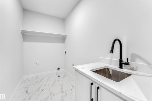 352 Roberts Wynd, Leduc, AB - Indoor Photo Showing Other Room