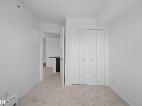 #405 534 Watt Bv Sw, Edmonton, AB - Indoor Photo Showing Other Room