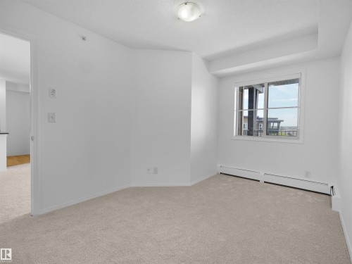 #405 534 Watt Bv Sw, Edmonton, AB - Indoor Photo Showing Other Room