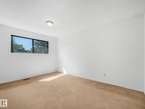 91 Amherst Crescent, St. Albert, AB - Indoor Photo Showing Other Room