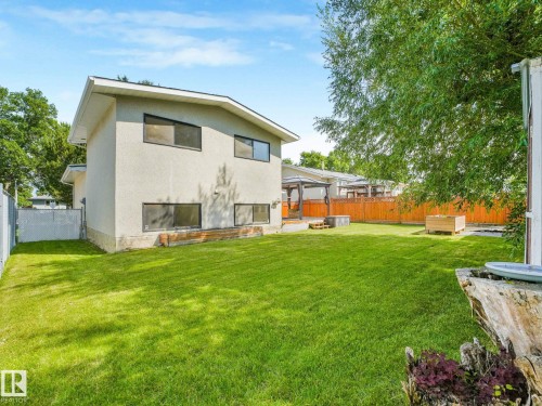91 Amherst Crescent, St. Albert, AB - Outdoor With Backyard