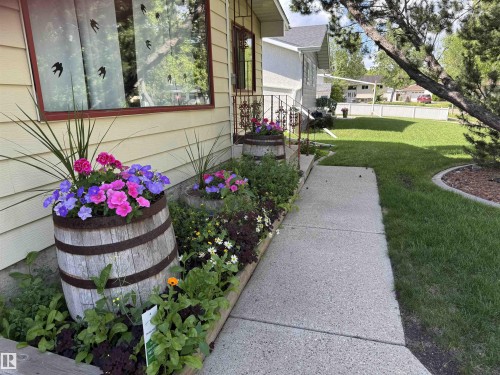 91 Amherst Crescent, St. Albert, AB - Outdoor