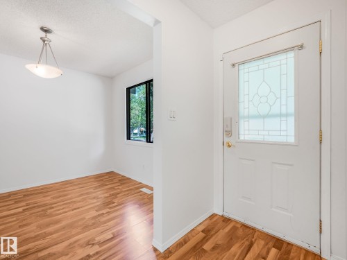 91 Amherst Crescent, St. Albert, AB - Indoor Photo Showing Other Room