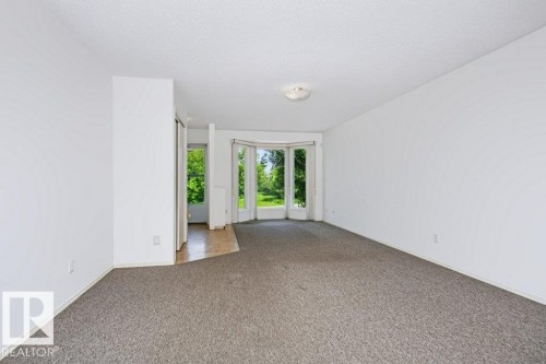 10057 91 Avenue Nw, Edmonton, AB - Indoor Photo Showing Other Room