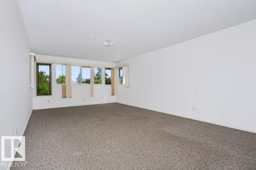 10057 91 Avenue Nw, Edmonton, AB - Indoor Photo Showing Other Room