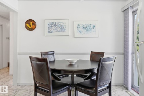 14511 83 Street Nw, Edmonton, AB - Indoor Photo Showing Dining Room