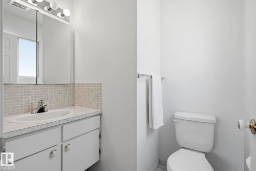 14511 83 Street Nw, Edmonton, AB - Indoor Photo Showing Bathroom