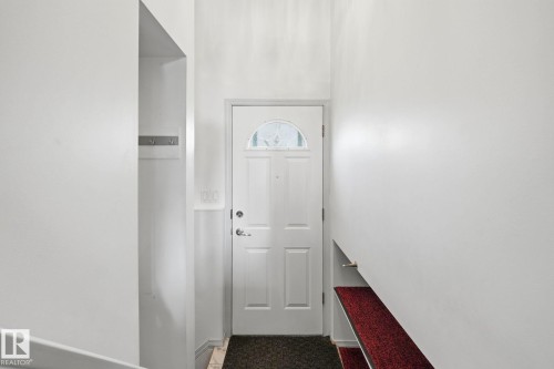 14511 83 Street Nw, Edmonton, AB - Indoor Photo Showing Other Room