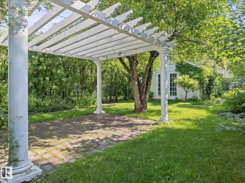 11331 66 Street Nw, Edmonton, AB - Outdoor