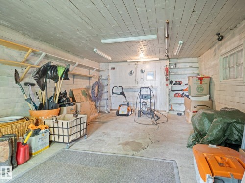 11331 66 Street Nw, Edmonton, AB - Indoor Photo Showing Garage