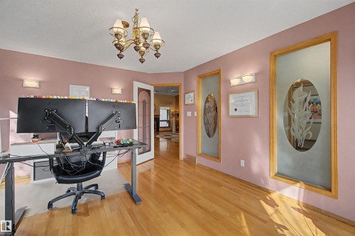 711 Butterworth Drive Nw, Edmonton, AB - Indoor Photo Showing Office