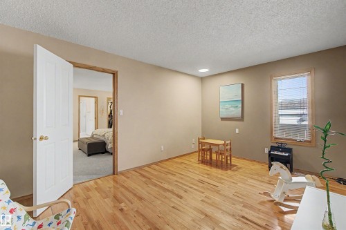 711 Butterworth Drive Nw, Edmonton, AB - Indoor