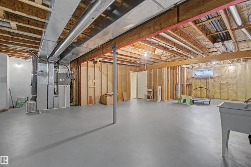 711 Butterworth Drive Nw, Edmonton, AB - Indoor Photo Showing Basement