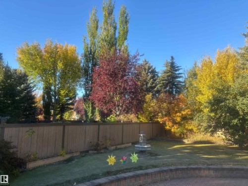 711 Butterworth Drive Nw, Edmonton, AB - Outdoor