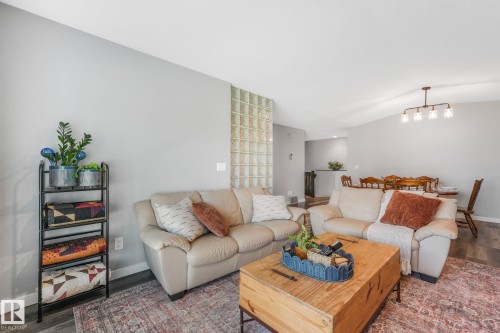 5809 48 Avenue, Beaumont, AB - Indoor Photo Showing Living Room