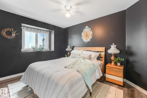 5809 48 Avenue, Beaumont, AB - Indoor Photo Showing Bedroom