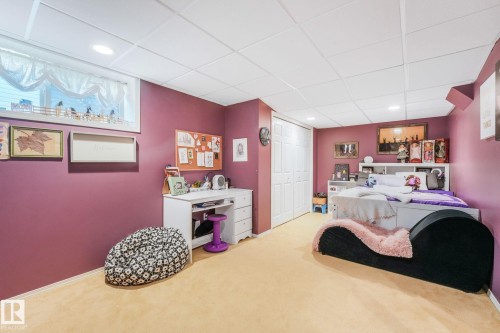5809 48 Avenue, Beaumont, AB - Indoor Photo Showing Bedroom