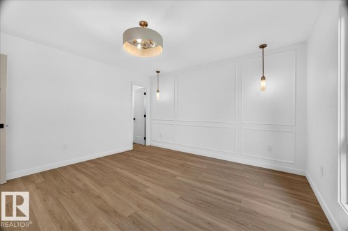 11604 35 Avenue Nw, Edmonton, AB - Indoor Photo Showing Other Room