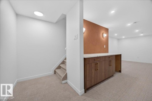 11604 35 Avenue Nw, Edmonton, AB - Indoor Photo Showing Other Room