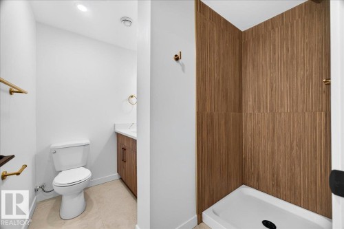 3 piece bathroom - 11604 35 Avenue Nw, Edmonton, AB - Indoor Photo Showing Bathroom