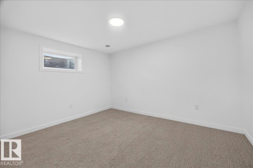 11604 35 Avenue Nw, Edmonton, AB - Indoor Photo Showing Other Room