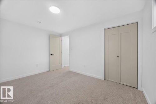 11604 35 Avenue Nw, Edmonton, AB - Indoor Photo Showing Other Room