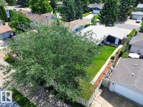11604 35 Avenue Nw, Edmonton, AB - Outdoor