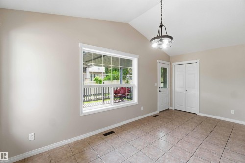 38 Willow Park Road, Stony Plain, AB - Indoor Photo Showing Other Room