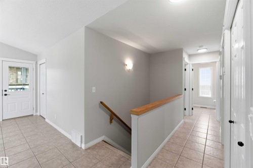 38 Willow Park Road, Stony Plain, AB - Indoor Photo Showing Other Room