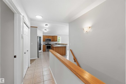 38 Willow Park Road, Stony Plain, AB - Indoor