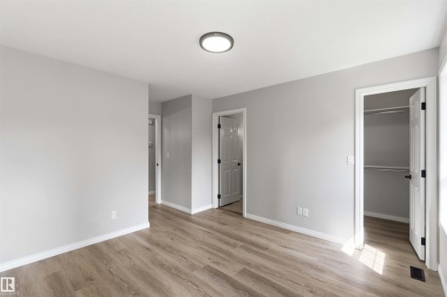 38 Willow Park Road, Stony Plain, AB - Indoor Photo Showing Other Room