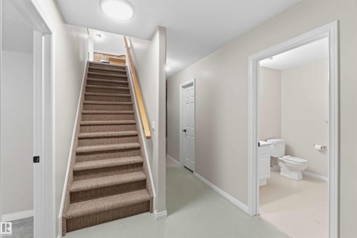 38 Willow Park Road, Stony Plain, AB - Indoor Photo Showing Other Room