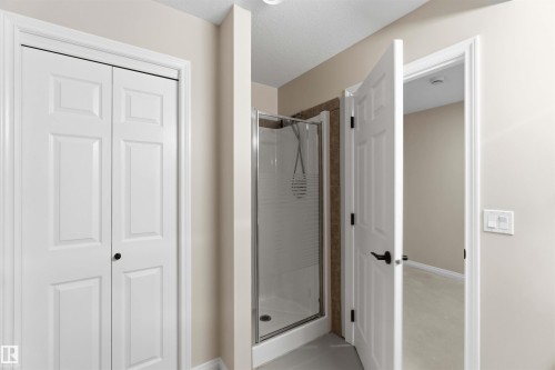 38 Willow Park Road, Stony Plain, AB - Indoor
