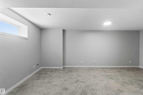 38 Willow Park Road, Stony Plain, AB - Indoor Photo Showing Other Room