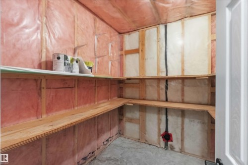 38 Willow Park Road, Stony Plain, AB - Indoor Photo Showing Other Room