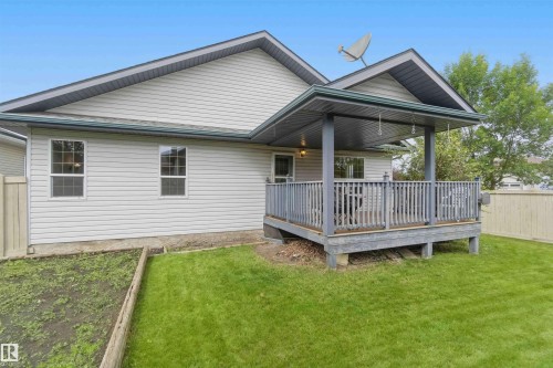 38 Willow Park Road, Stony Plain, AB - Outdoor With Deck Patio Veranda With Exterior
