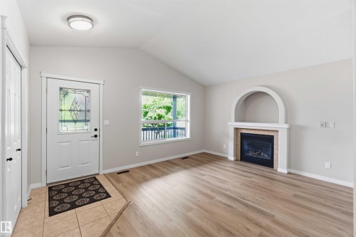 38 Willow Park Road, Stony Plain, AB - Indoor Photo Showing Living Room With Fireplace