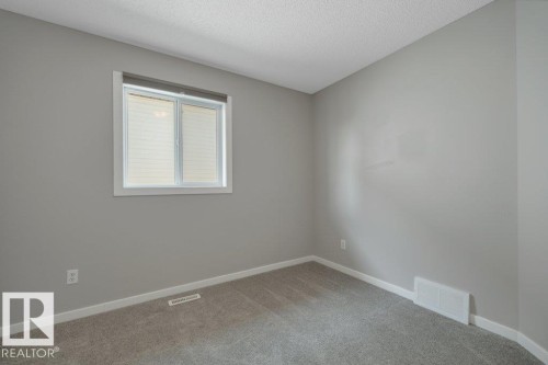 15036 128 Street Nw, Edmonton, AB - Indoor Photo Showing Other Room