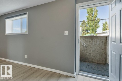 15036 128 Street Nw, Edmonton, AB - Indoor Photo Showing Other Room