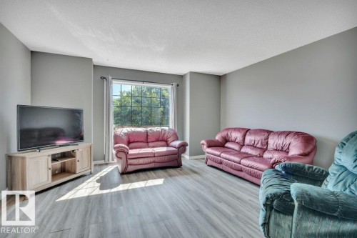 15036 128 Street Nw, Edmonton, AB - Indoor Photo Showing Living Room