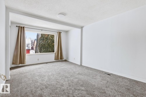 12134 96 Street, Edmonton, AB - Indoor Photo Showing Other Room